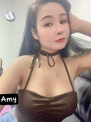 Therapists Amy China