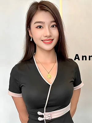 Therapists Anna China
Bliss Spa