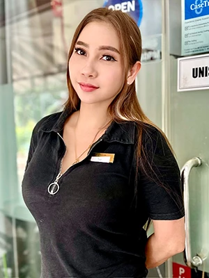 Therapists Ivy Vietnam 