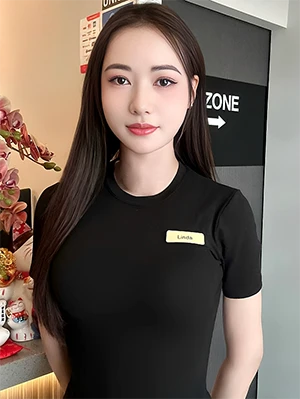 Therapists Linda Vietnam 
Fuji Wellness 