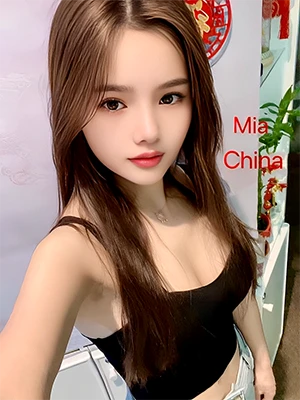 Therapists Mia China 