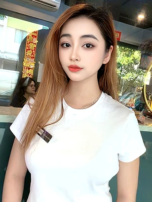 Deluxe Spa Blk 36 Beo Crescent Deluxe Spa Therapists Cherry Vietnam