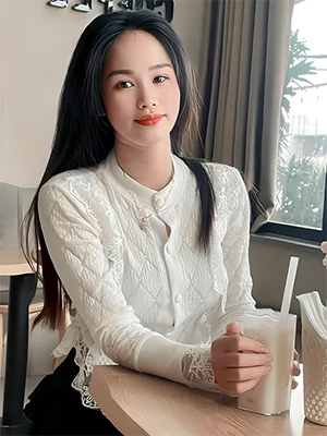 Therapists Lisa Vietnam 