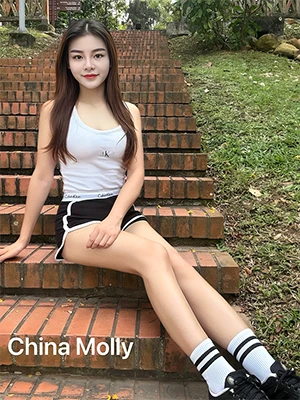 Therapists Molly China