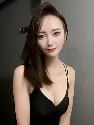 Therapists Xiao Mi China
Golden Lily Care