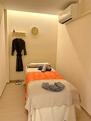 SHUNJI BEAUTY 26A Purvis Street Spa Room