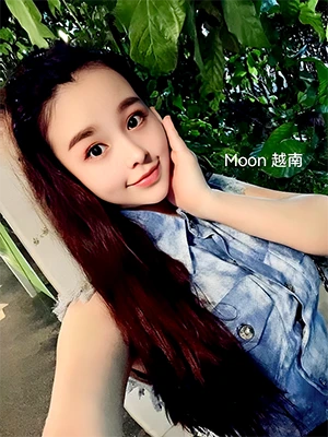 Therapists Moon Vietnam 