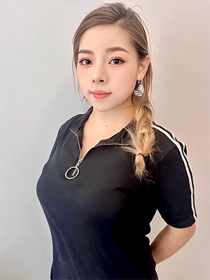 Therapists Vivi China 
Pearl Spa