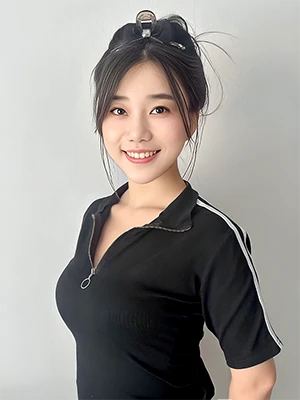 Therapists YiYi China 
Pearl Spa