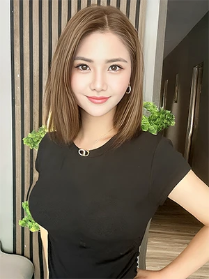 Therapists Amy China
AX SPA 