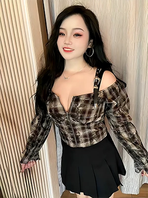 Therapists Linda China 