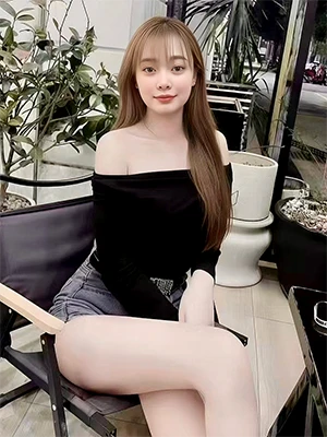 Therapists Lisa Vietnam 