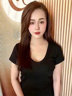 Therapists Yumi Vietnam 
LV Spa 