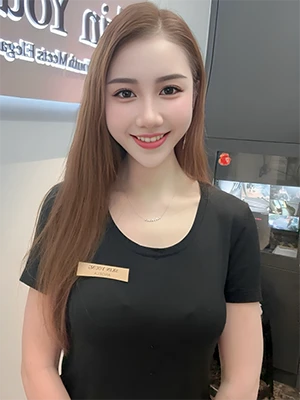 Therapists Alice China
Skin Young Spa