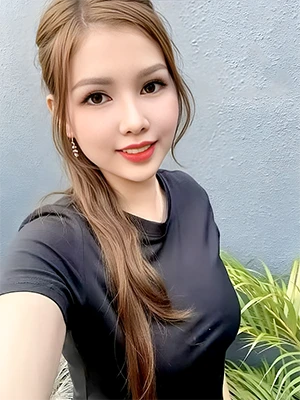 Xin Spa 17 Carpenter Street Therapists Lisa Vietnam
Xin Spa