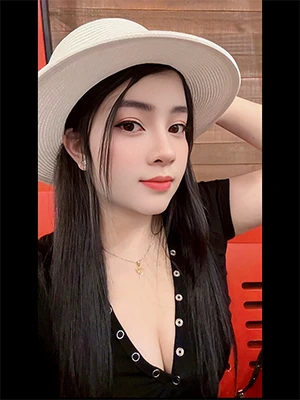 Therapists Mia Vietnam 