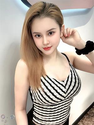 Therapists Luna Vietnam 