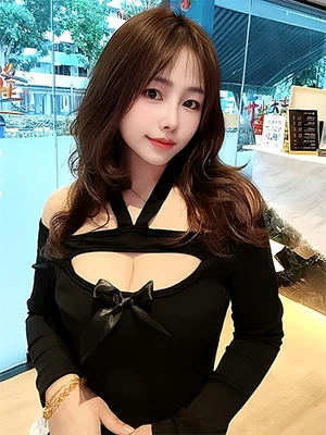 KING SPA Bedok North Street 3 KING SPA Therapists Vivi China