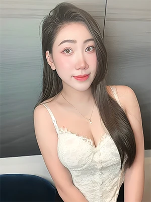 KING SPA Bedok North Street 3 KING SPA Therapists Yumi Vietnam